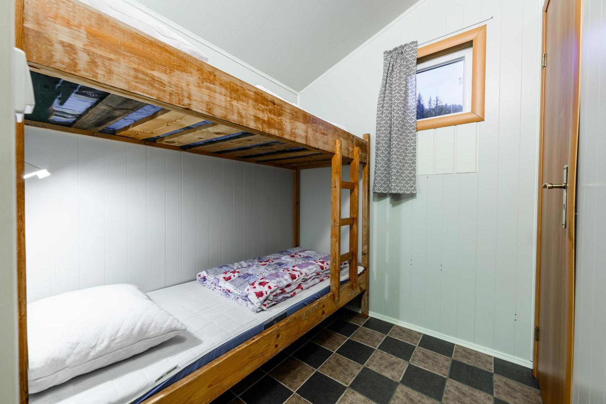 Korsbakken Camping Isfjorden Bilik gambar